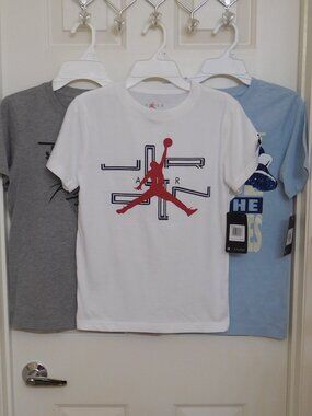 NWT 3 Jordan Short Sleeve Shirts Bundle Gray Blue White sz Medium